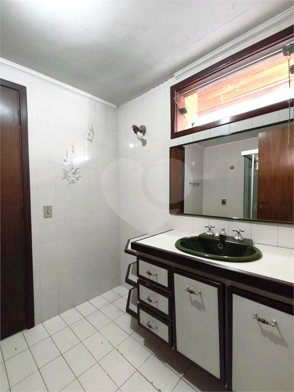 Sobrado amplo no Jardim Leonor de Barros – Excelente potencial!