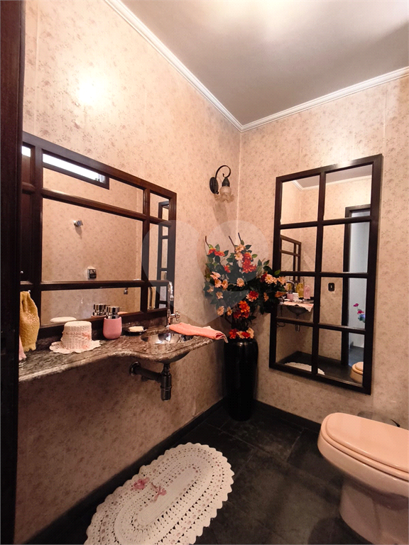 Sobrado amplo no Jardim Leonor de Barros – Excelente potencial!