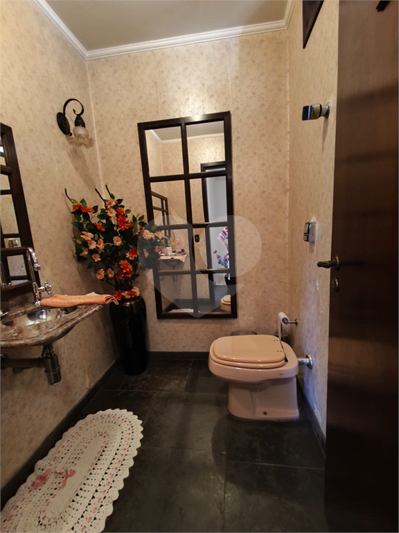 Sobrado amplo no Jardim Leonor de Barros – Excelente potencial!