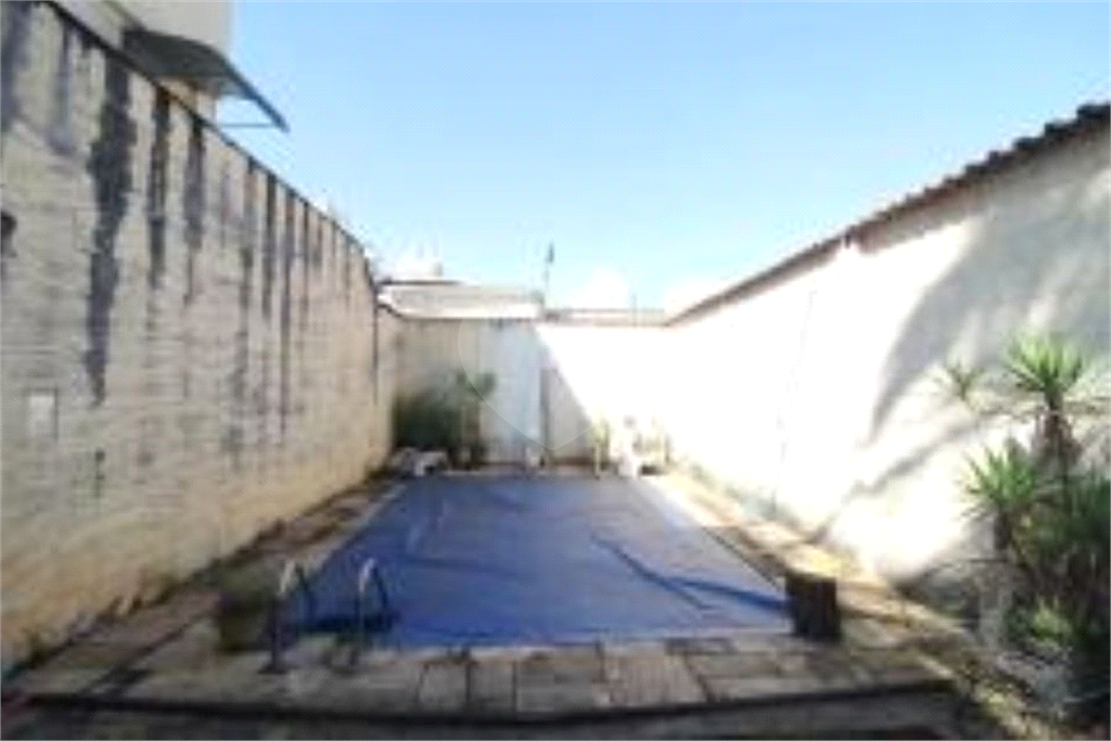 Casa à Venda no Mandaqui | 300 m² | 5 Dormitórios | Piscina | Rua Sem Saída | Localização Privilegiada