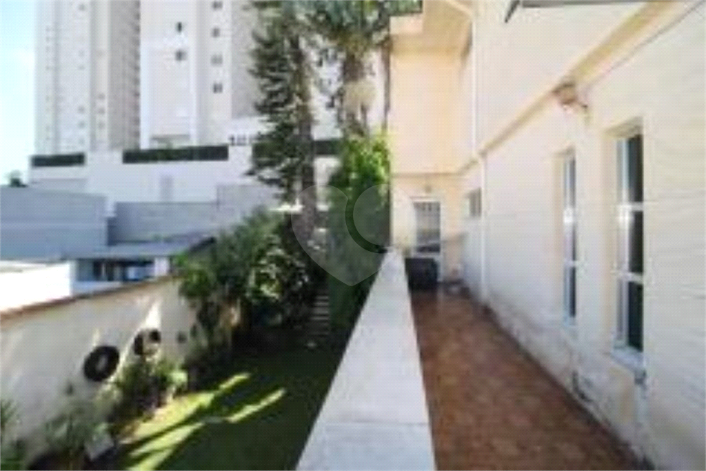 Casa à Venda no Mandaqui | 300 m² | 5 Dormitórios | Piscina | Rua Sem Saída | Localização Privilegiada