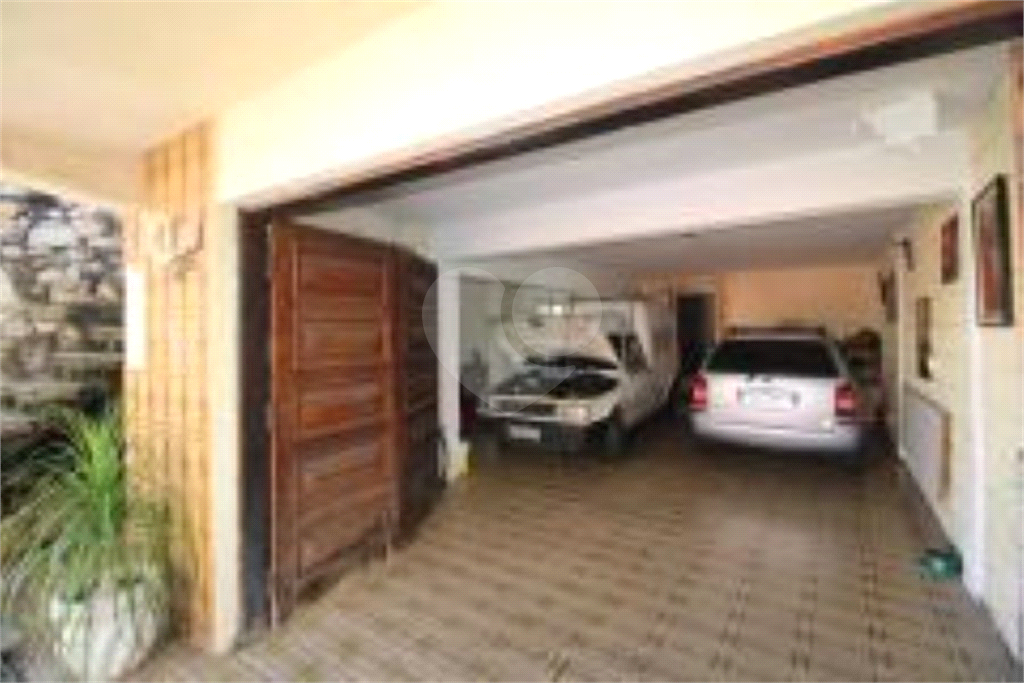 Casa à Venda no Mandaqui | 300 m² | 5 Dormitórios | Piscina | Rua Sem Saída | Localização Privilegiada