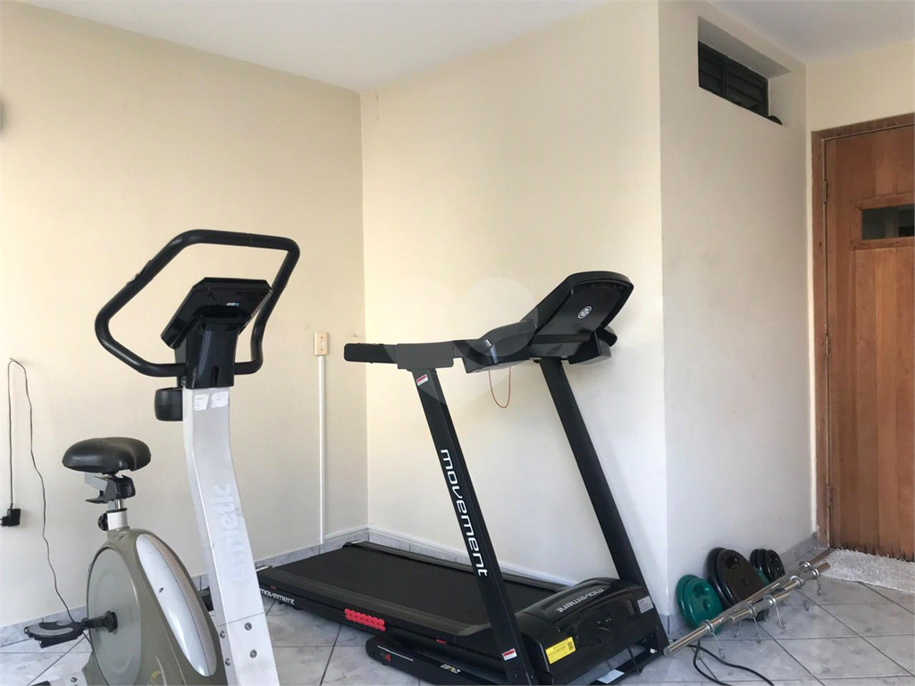 Imóvel de 80m² sala de estar 2 ambientes com varanda com 3 quartos, 1 suíte, piscina, churrasqueira, 1 vaga Vila Romana