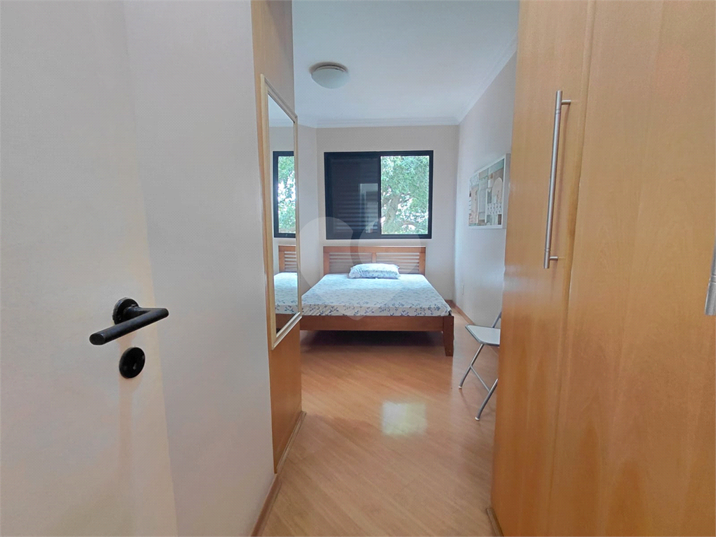 Imóvel de 80m² sala de estar 2 ambientes com varanda com 3 quartos, 1 suíte, piscina, churrasqueira, 1 vaga Vila Romana