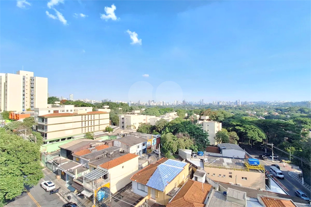 APARTAMENTO EM ALTO DE PINHEIROS COM 3 QUARTOS SENDO 1 SUITE