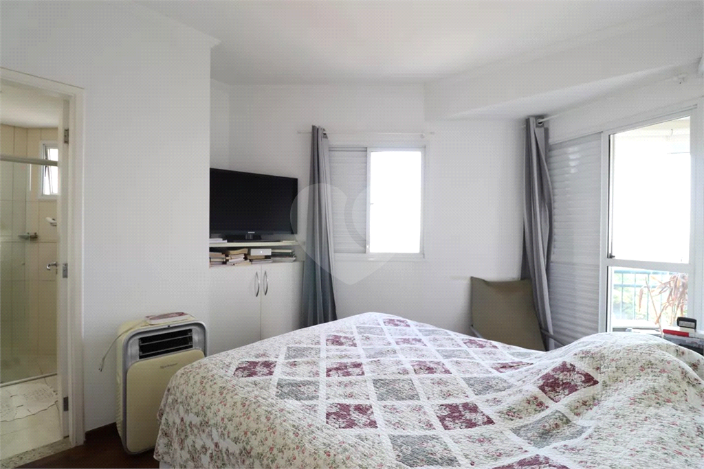 APARTAMENTO EM ALTO DE PINHEIROS COM 3 QUARTOS SENDO 1 SUITE