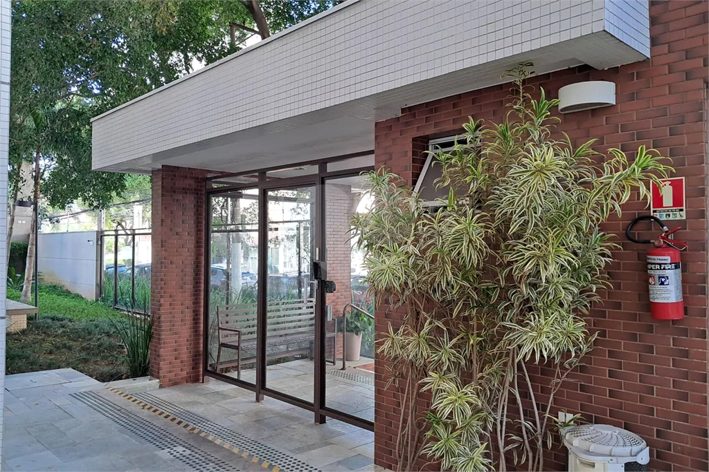 Apartamento Vila Romana 3 dormitórios, sendo 2 suítes 