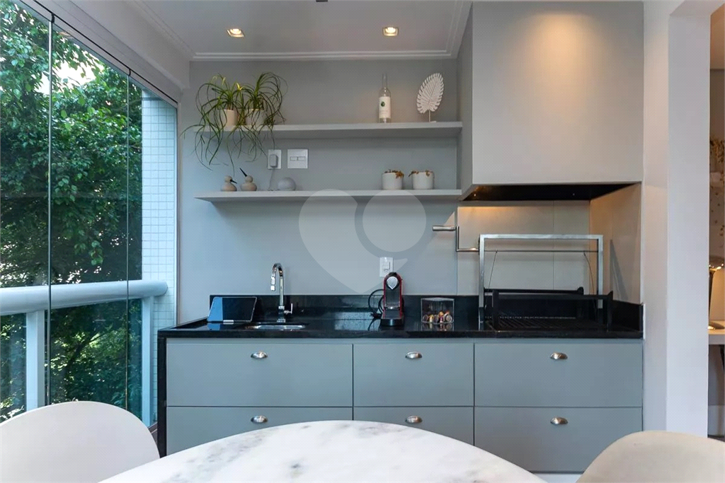 Apartamento Vila Romana 3 dormitórios, sendo 2 suítes 