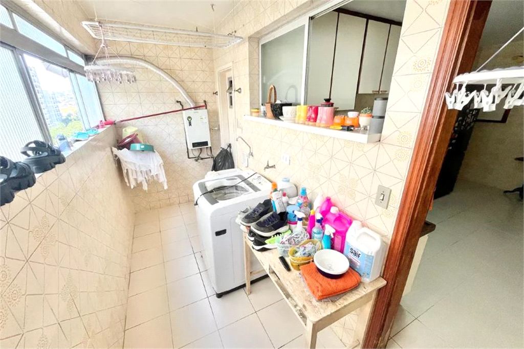 Apartamento à Venda | 123 m² | 3 dormitórios, 1 suíte | 2 vagas em Santana!