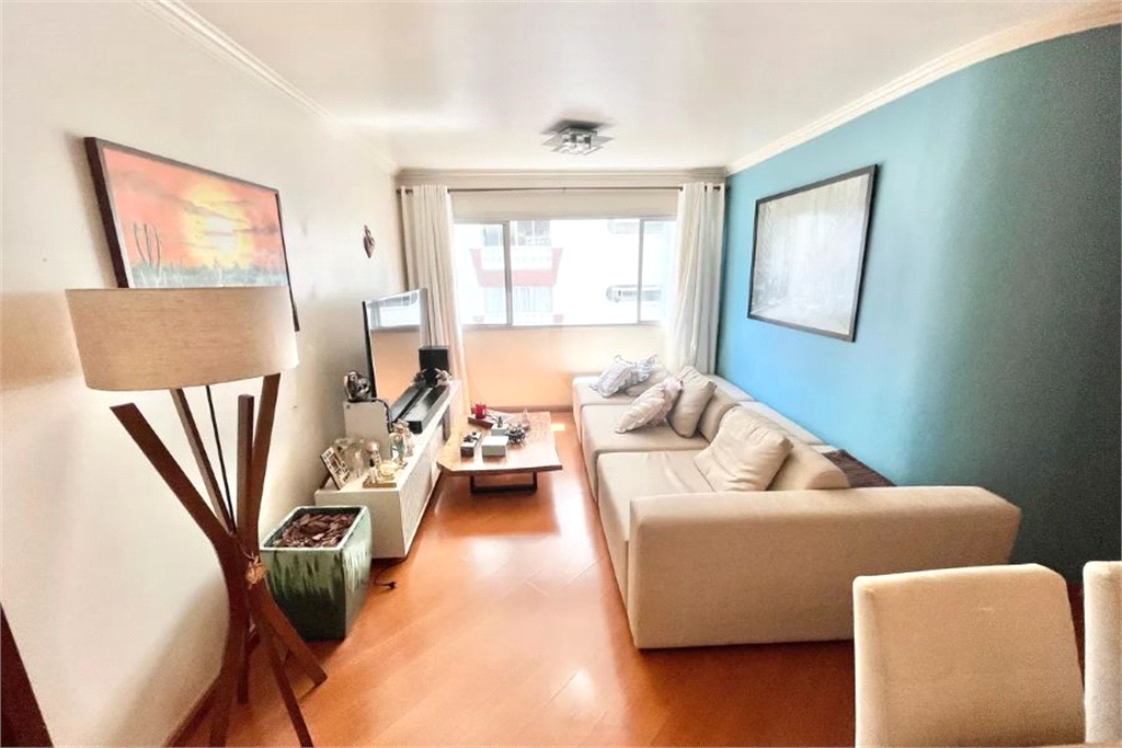 Apartamento à Venda | 123 m² | 3 dormitórios, 1 suíte | 2 vagas em Santana!