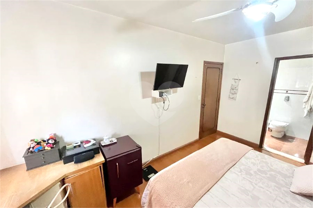 Apartamento à Venda | 123 m² | 3 dormitórios, 1 suíte | 2 vagas em Santana!