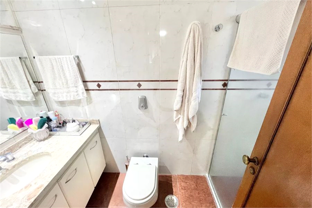 Apartamento à Venda | 123 m² | 3 dormitórios, 1 suíte | 2 vagas em Santana!