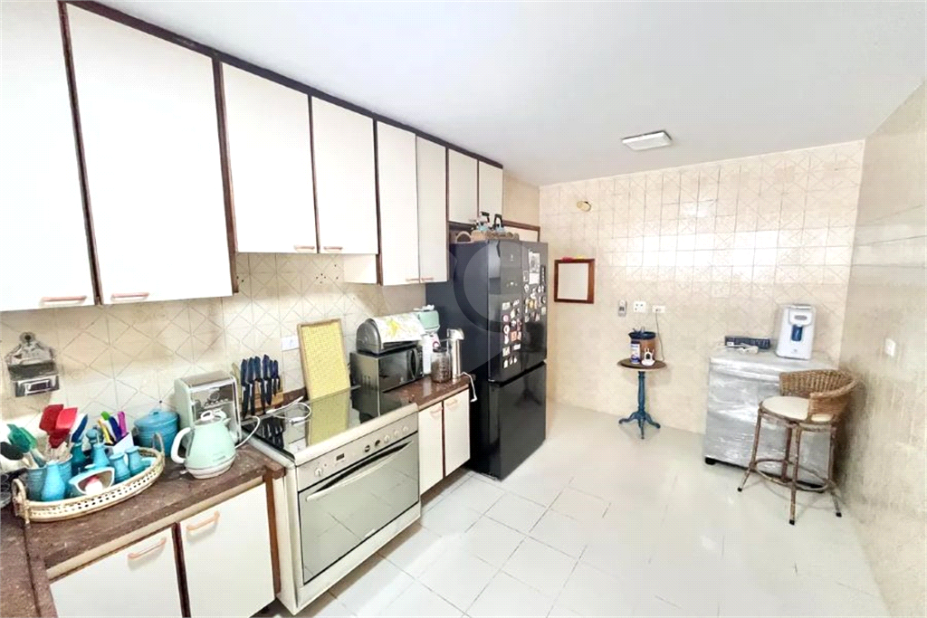 Apartamento à Venda | 123 m² | 3 dormitórios, 1 suíte | 2 vagas em Santana!