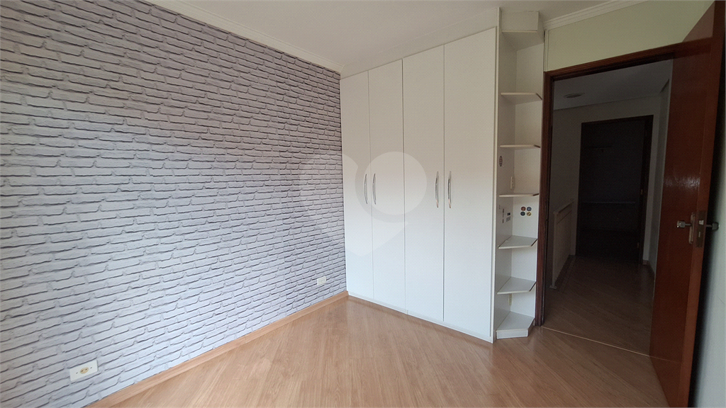Casa em condomínio fechado no Horto Florestal