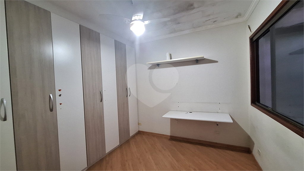 Casa em condomínio fechado no Horto Florestal