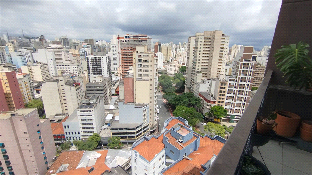 APARTAMENTO em REPÚBLICA