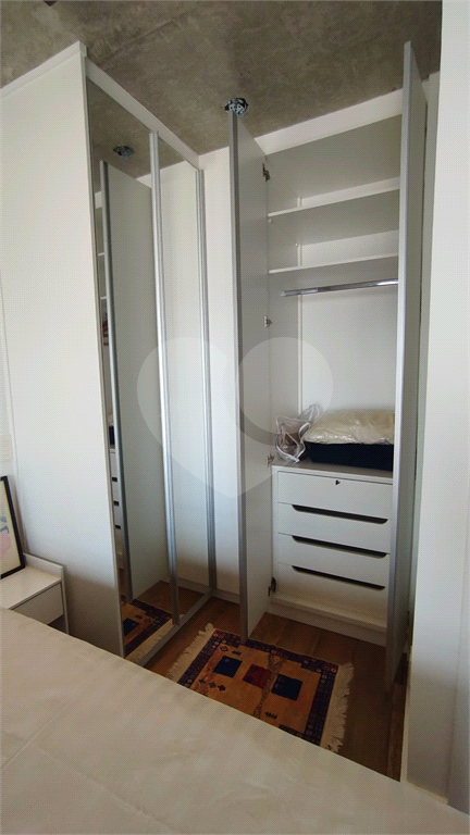 APARTAMENTO em REPÚBLICA