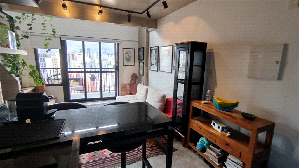 APARTAMENTO em REPÚBLICA