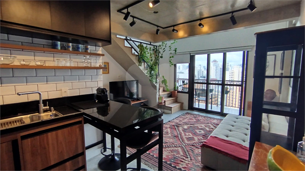 APARTAMENTO em REPÚBLICA