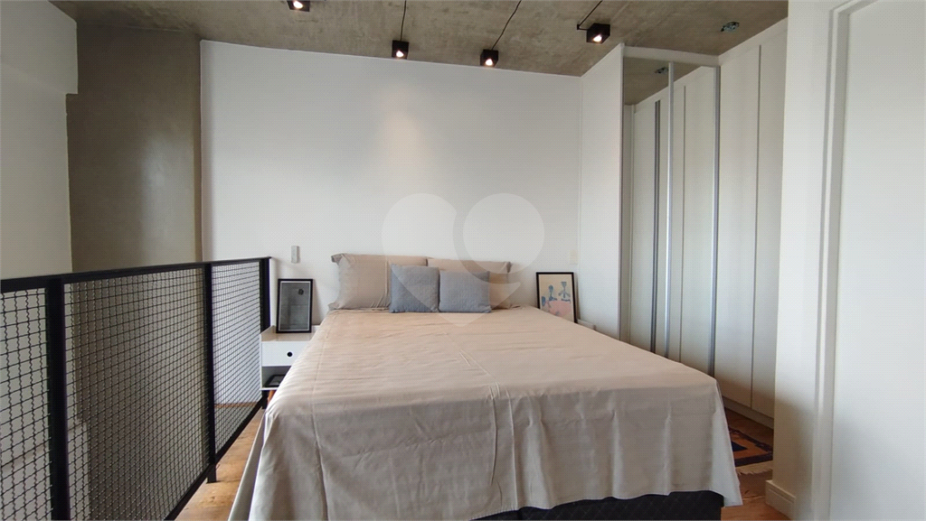 APARTAMENTO em REPÚBLICA