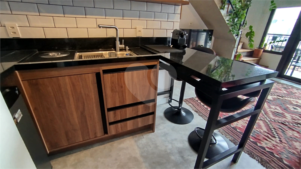 APARTAMENTO em REPÚBLICA