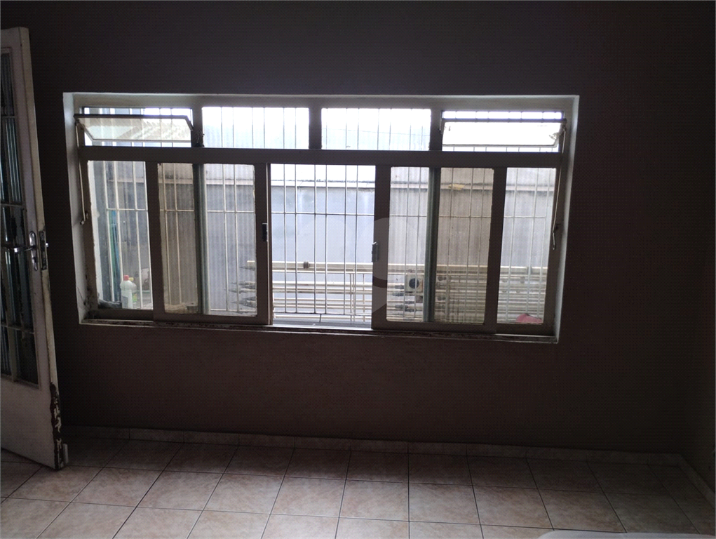 Casa Terrea, com 2 dormitorios, 90m²  e garagem para 2 carros grandes