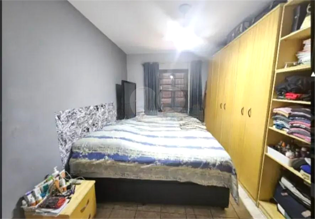 Casa Terrea, com 2 dormitorios, 90m²  e garagem para 2 carros grandes