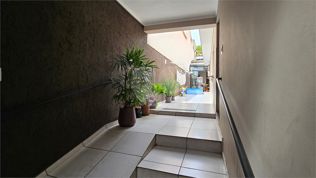 CASA À VENDA COM 133 M² | 2 DORMS | 2 VAGAS | JD. FLOR DA MONTANHA – GUARULHOS/SP