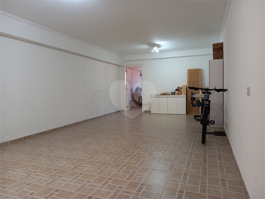 Casa à venda no Tremembé – Próximo ao Horto Florestal. 2 dormitórios, 1 suíte, área gourmet com churrasqueira, 4 vagas