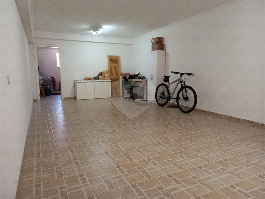 Casa à venda no Tremembé – Próximo ao Horto Florestal. 2 dormitórios, 1 suíte, área gourmet com churrasqueira, 4 vagas