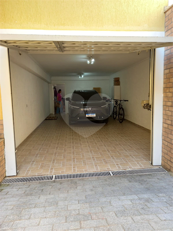 Casa à venda no Tremembé – Próximo ao Horto Florestal. 2 dormitórios, 1 suíte, área gourmet com churrasqueira, 4 vagas