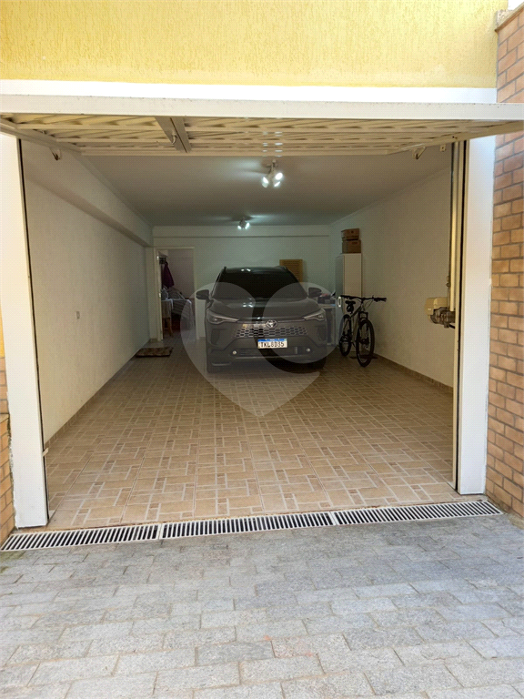 Casa à venda no Tremembé – Próximo ao Horto Florestal. 2 dormitórios, 1 suíte, área gourmet com churrasqueira, 4 vagas