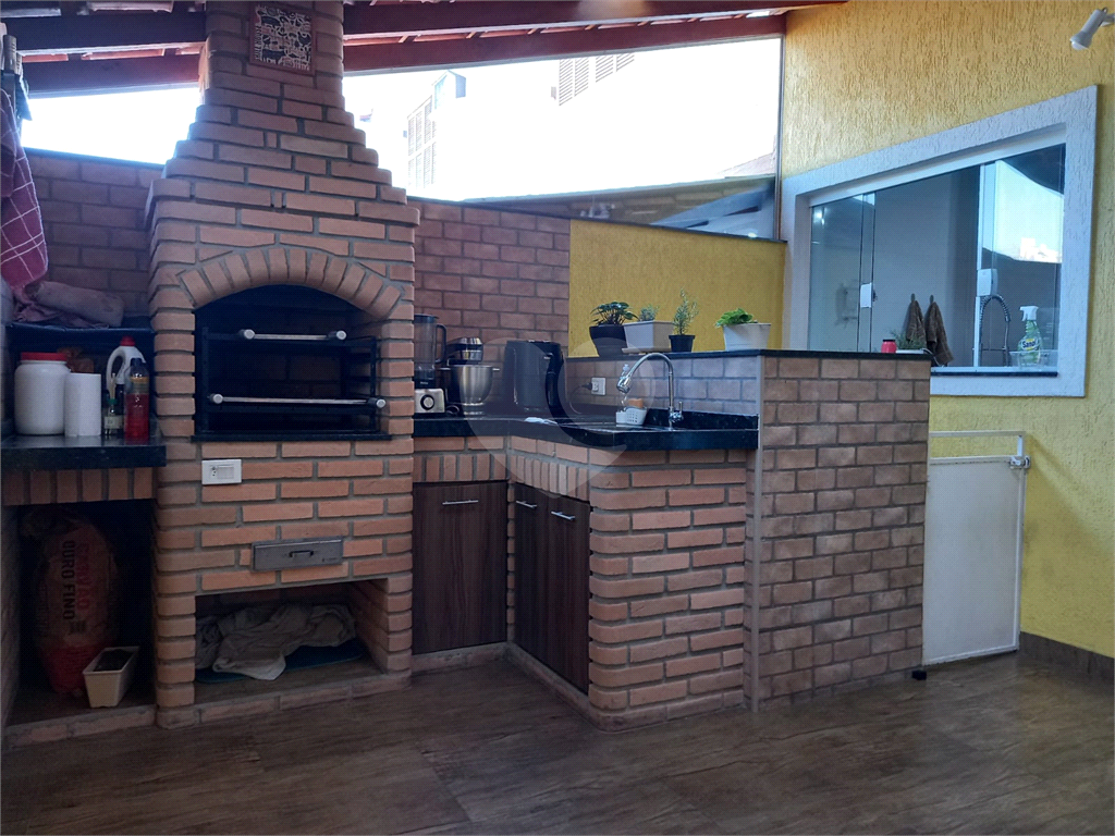 Casa à venda no Tremembé – Próximo ao Horto Florestal. 2 dormitórios, 1 suíte, área gourmet com churrasqueira, 4 vagas