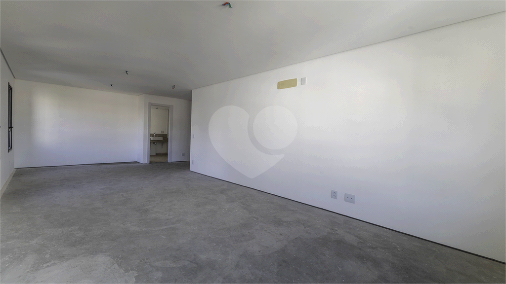 Apartamento para venda com 280 m², 4 suítes e 4 vagas em Perdize-SP