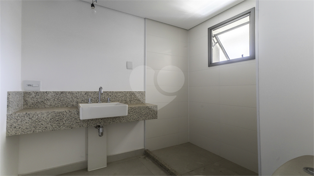 Apartamento para venda com 280 m², 4 suítes e 4 vagas em Perdize-SP