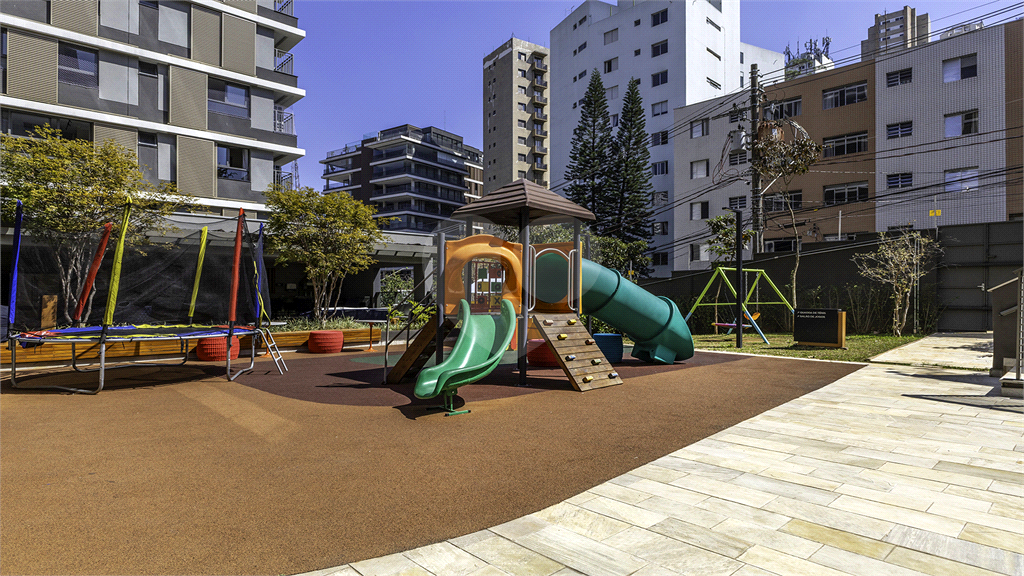 Apartamento para venda com 280 m², 4 suítes e 4 vagas em Perdize-SP
