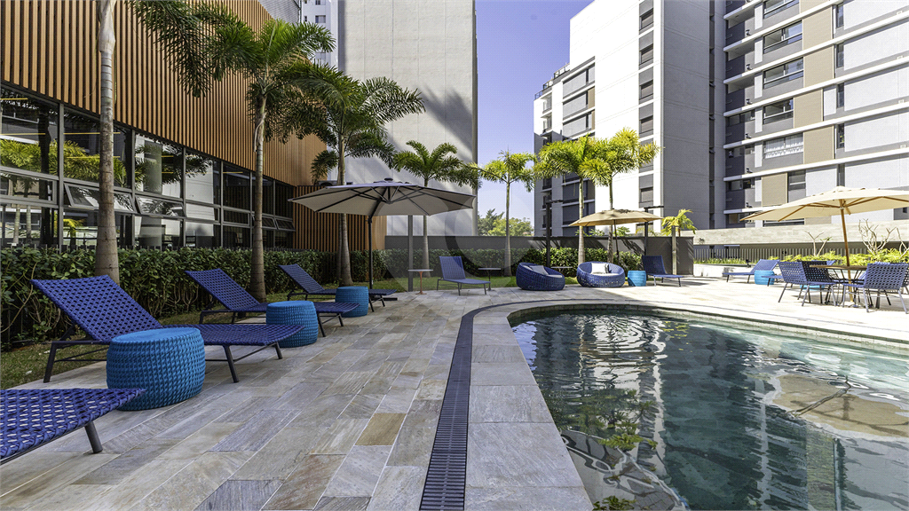 Apartamento para venda com 280 m², 4 suítes e 4 vagas em Perdize-SP