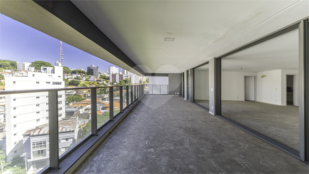 Apartamento para venda com 280 m², 4 suítes e 4 vagas em Perdize-SP