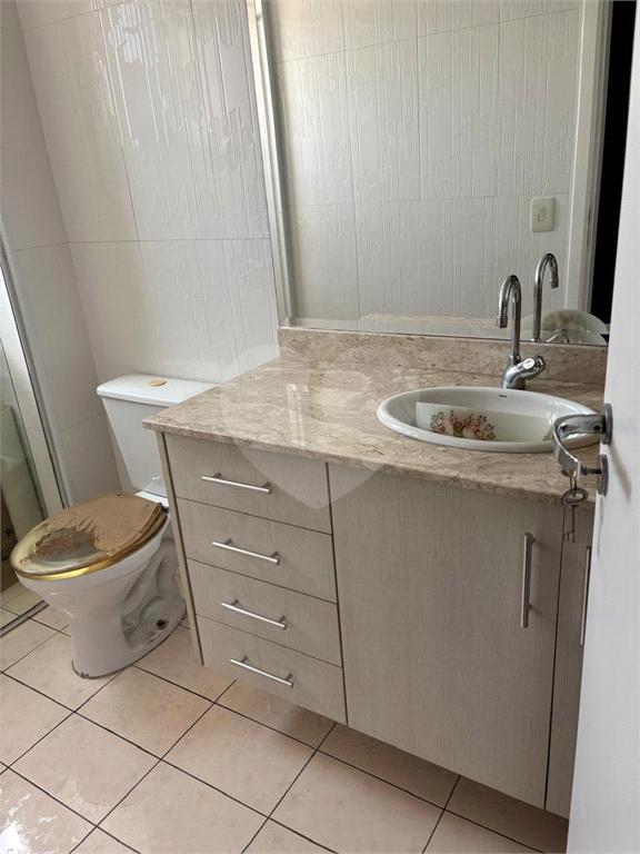 APARTAMENTO em CASA VERDE