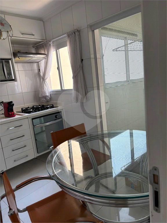 APARTAMENTO em CASA VERDE