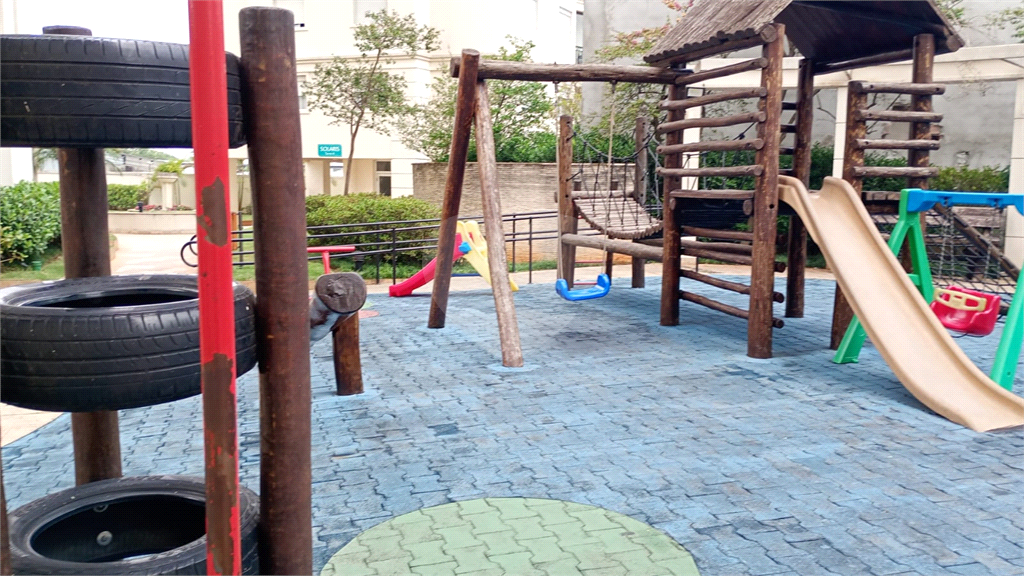 APARTAMENTO em CASA VERDE