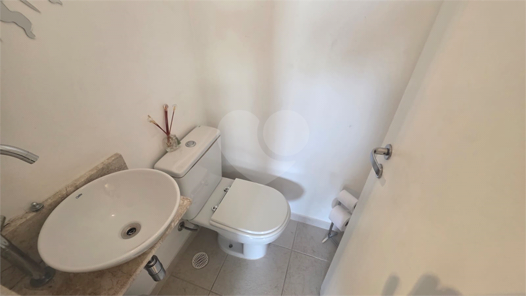 Cobertura Duplex à Venda – 200m² | 3 Dormitórios | 3 Vagas | Lazer de Clube | Região do Horto Florestal