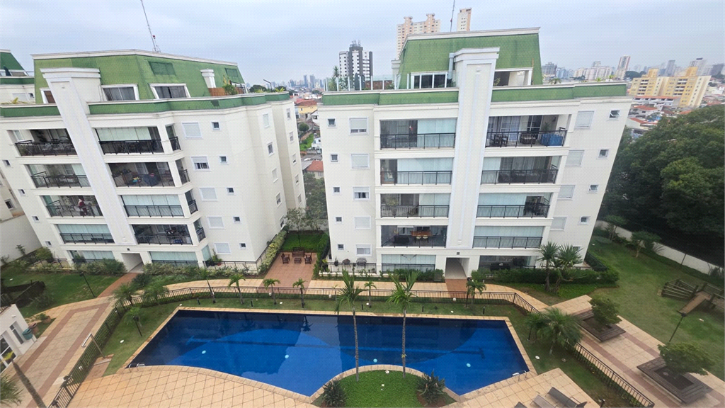 Cobertura Duplex à Venda – 200m² | 3 Dormitórios | 3 Vagas | Lazer de Clube | Região do Horto Florestal