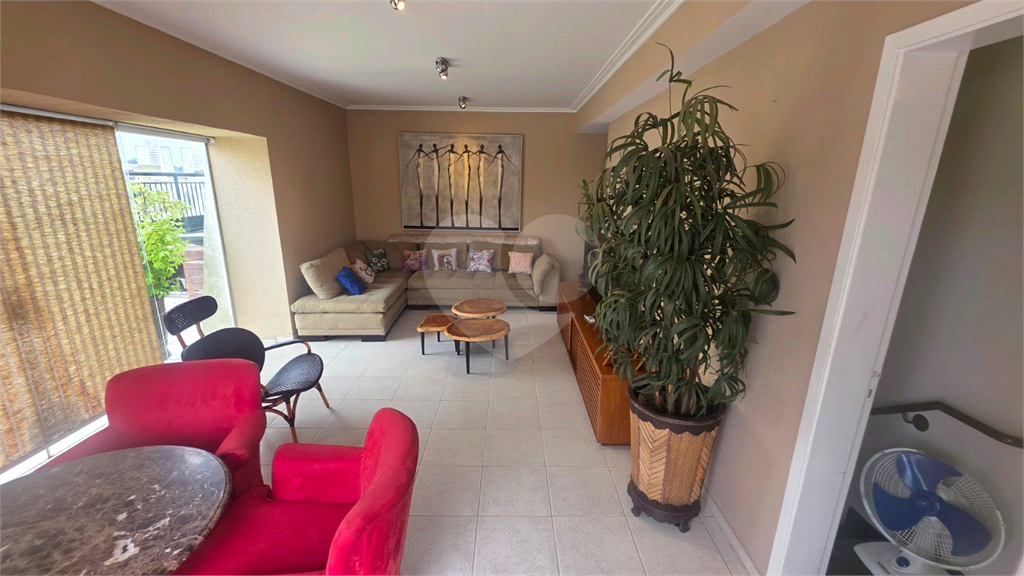 Cobertura Duplex à Venda – 200m² | 3 Dormitórios | 3 Vagas | Lazer de Clube | Região do Horto Florestal