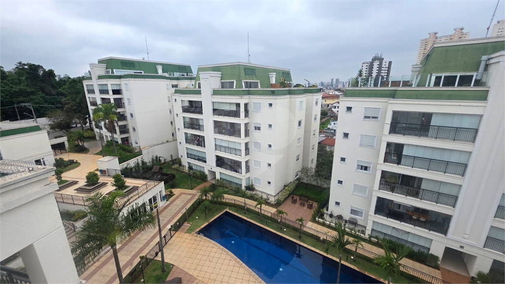 Cobertura Duplex à Venda – 200m² | 3 Dormitórios | 3 Vagas | Lazer de Clube | Região do Horto Florestal