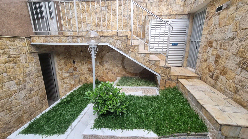 Sobrado a venda Parada Inglesa 4 dormitórios 1 suíte 3 banheiros 2 vagas