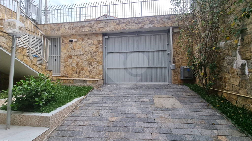 Sobrado a venda Parada Inglesa 4 dormitórios 1 suíte 3 banheiros 2 vagas