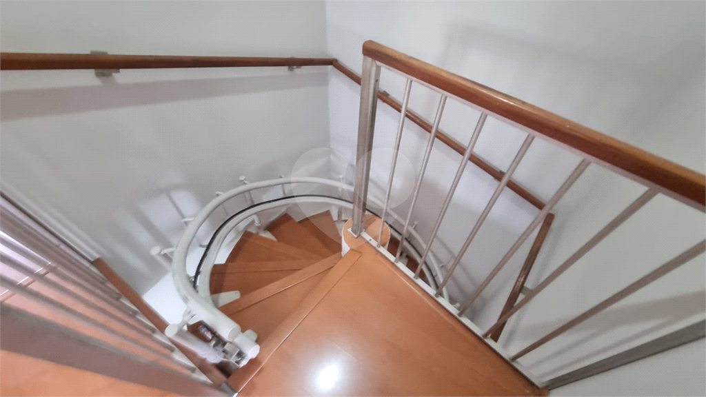 Sobrado a venda Parada Inglesa 4 dormitórios 1 suíte 3 banheiros 2 vagas