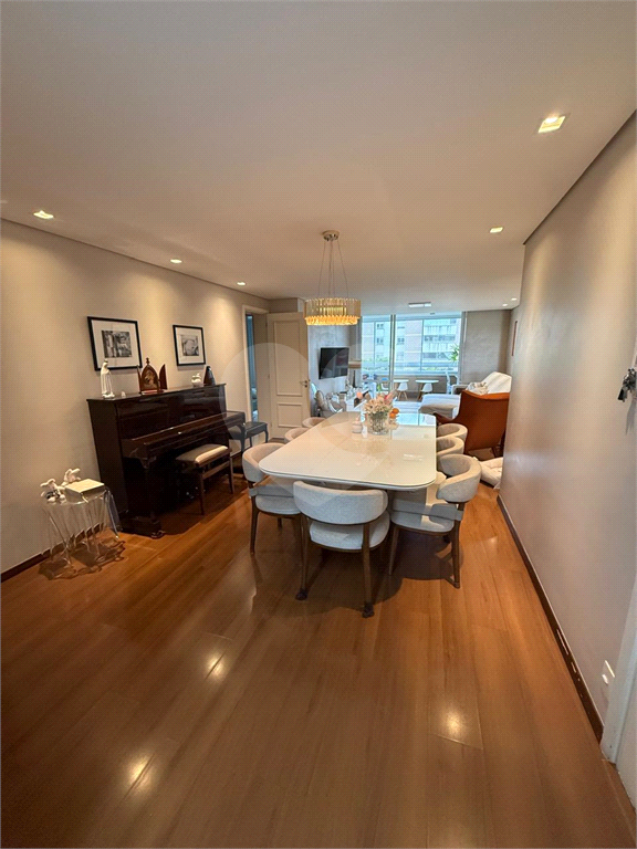 APARTAMENTO em PANAMBY