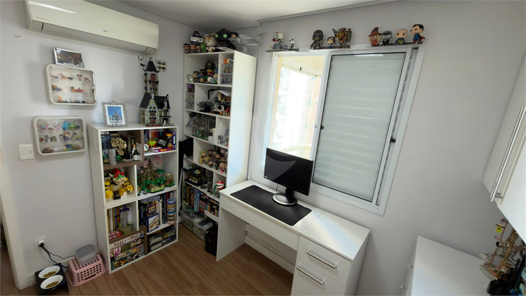 APARTAMENTO À VENDA COM 2 QUARTOS NO BOM RETIRO